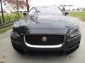 Ultimate Black - XE 25t Premium Photo No. 6