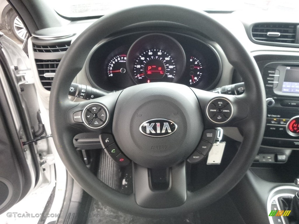2017 Kia Soul + Black Steering Wheel Photo #117615411