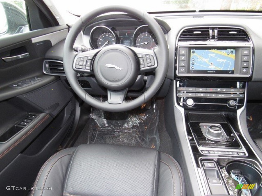 2017 XE 25t Prestige - Storm Grey / Jet photo #13