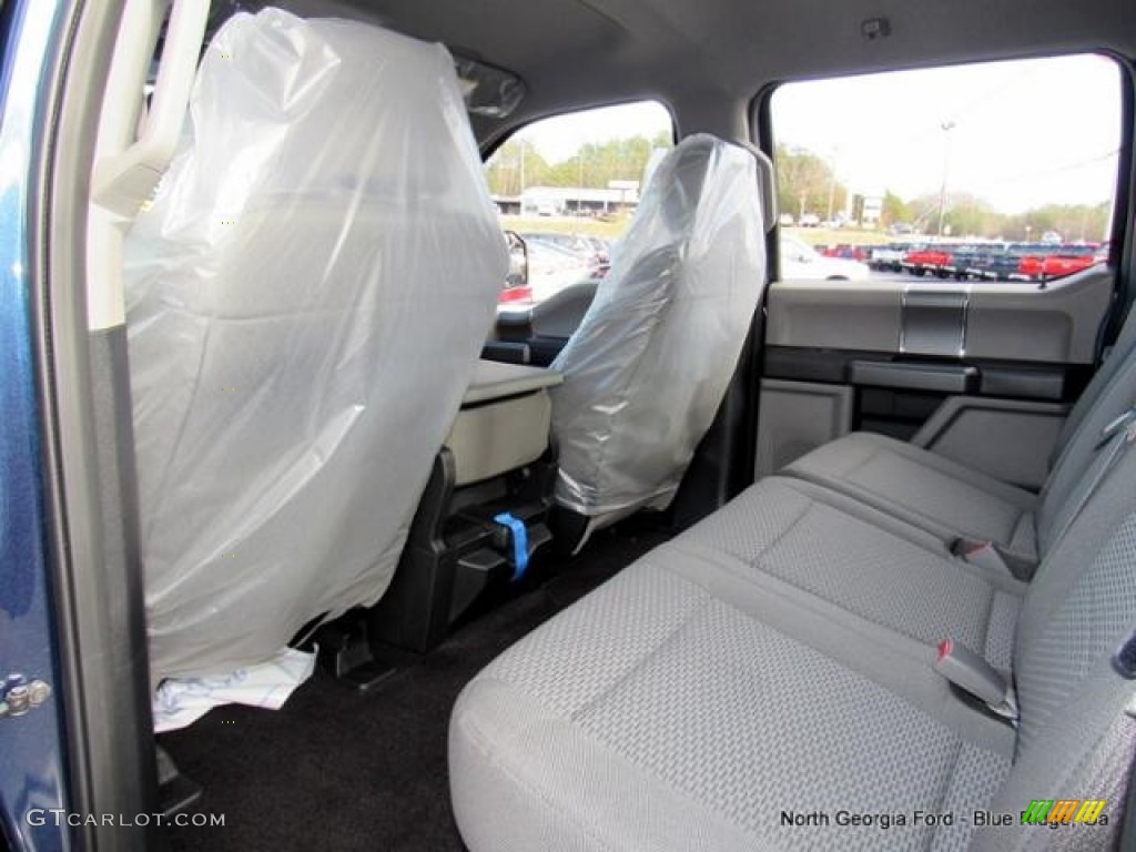 2017 F150 XLT SuperCrew 4x4 - Blue Jeans / Earth Gray photo #32