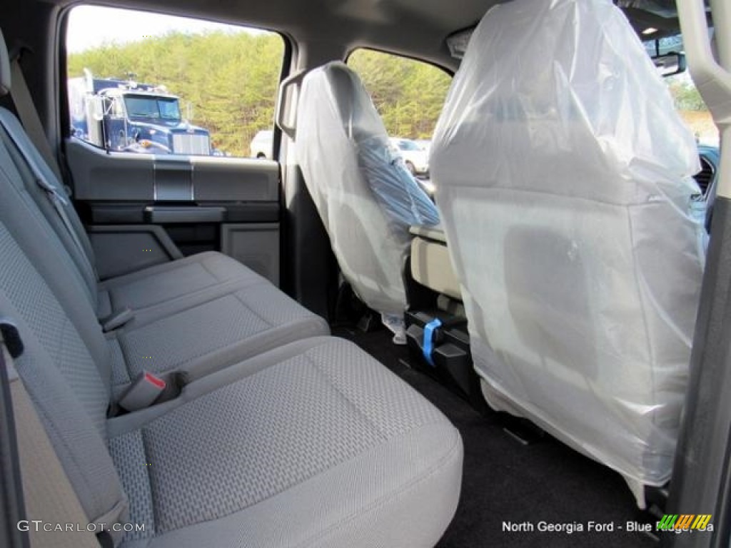 2017 F150 XLT SuperCrew 4x4 - Blue Jeans / Earth Gray photo #33