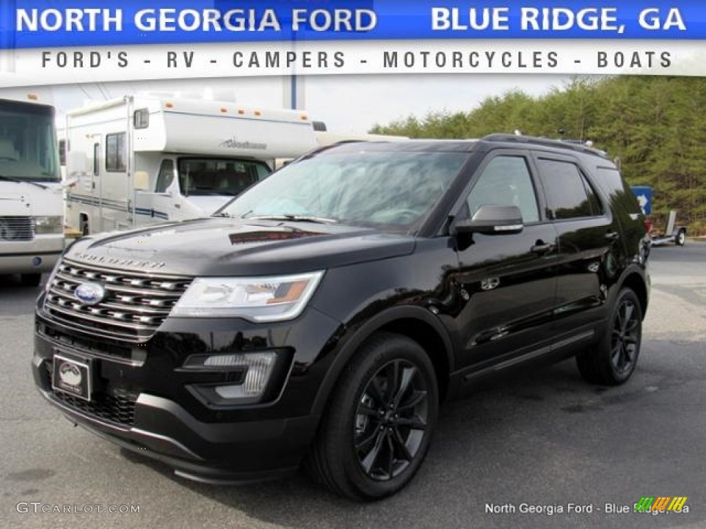 2017 Explorer XLT 4WD - Shadow Black / Sport Appearance Dark Earth Gray photo #1