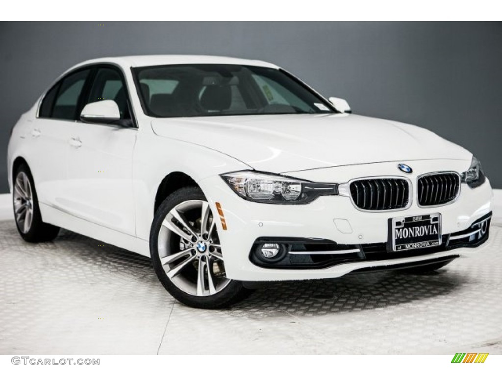 2017 3 Series 330i Sedan - Alpine White / Black photo #12