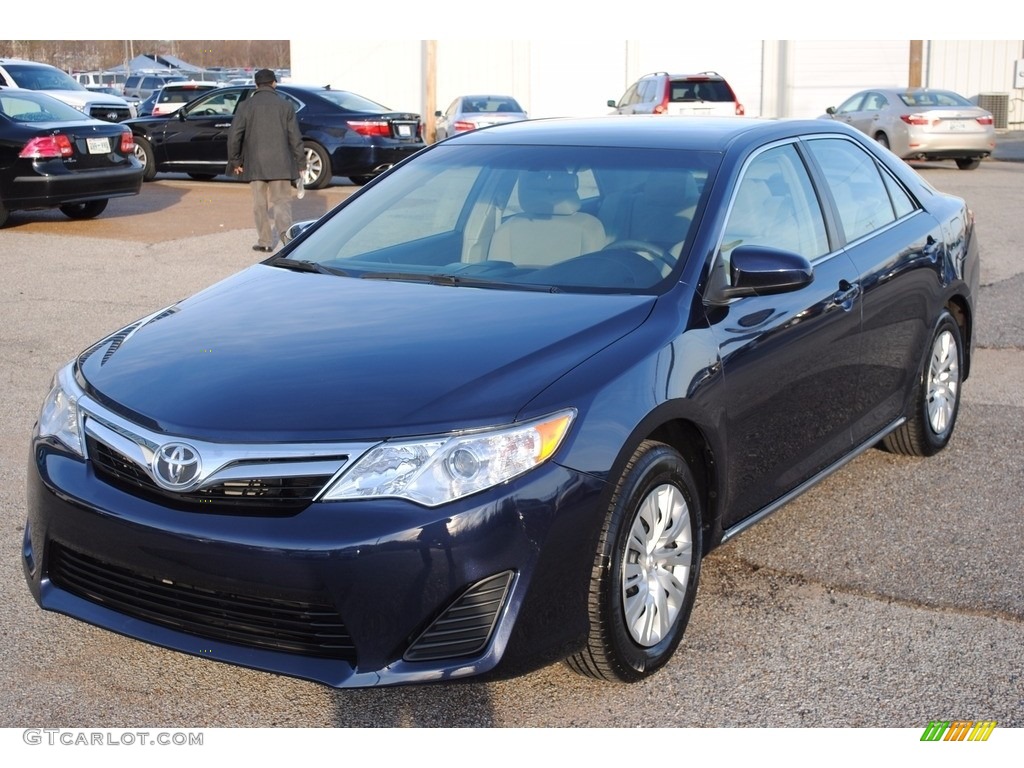 2014 Camry LE - Parisian Night Pearl / Ash photo #1