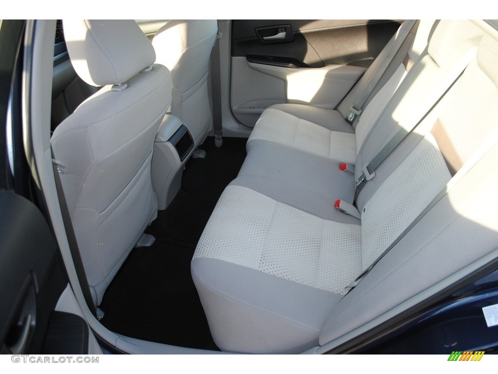 2014 Camry LE - Parisian Night Pearl / Ash photo #20