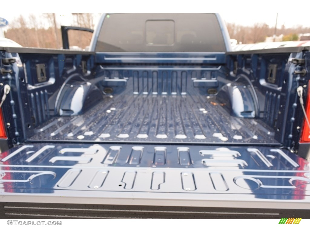 2017 F150 XLT SuperCrew 4x4 - Blue Jeans / Earth Gray photo #6