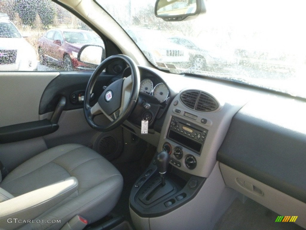 2004 VUE V6 AWD - Chili Pepper Red / Gray photo #15