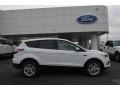 2017 Oxford White Ford Escape SE 4WD  photo #2