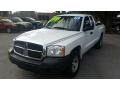 Bright White - Dakota ST Club Cab Photo No. 7