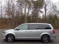 2017 Billet Metallic Dodge Grand Caravan SE Plus  photo #1