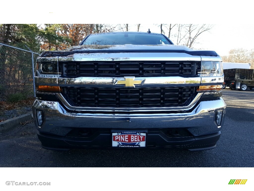 2017 Silverado 1500 LT Crew Cab 4x4 - Graphite Metallic / Jet Black photo #2