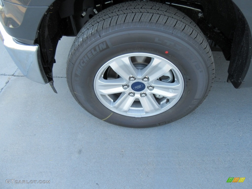 2017 Ford F150 XLT SuperCrew Wheel Photos