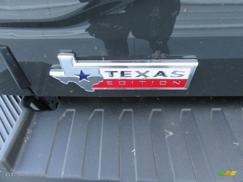 2017 Ford F150 XLT SuperCrew Marks and Logos Photo #117656052