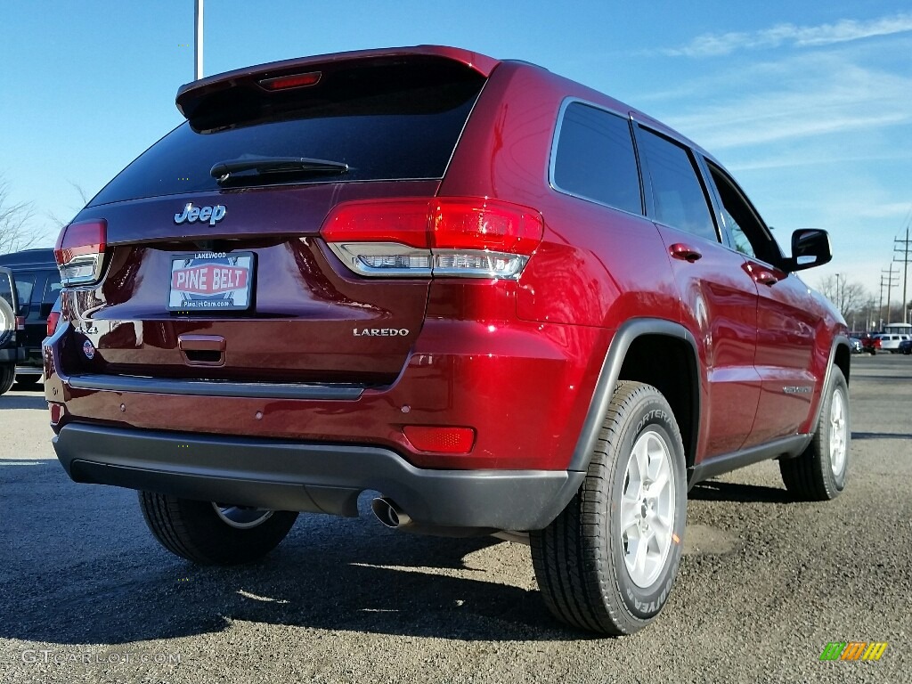 2017 Grand Cherokee Laredo 4x4 - Velvet Red Pearl / Black photo #4