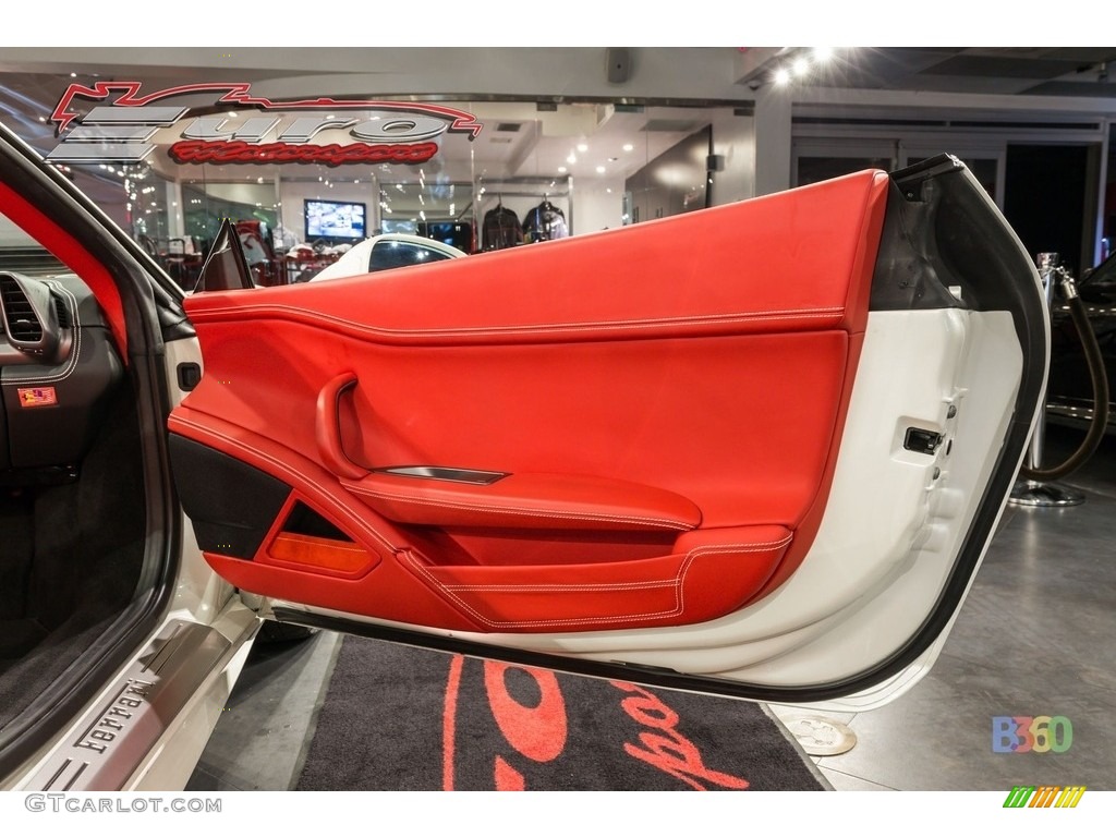 2014 458 Spider - Bianco Avus (White) / Rosso photo #25