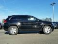 2017 Diamond Black Crystal Pearl Jeep Grand Cherokee Laredo 4x4  photo #3