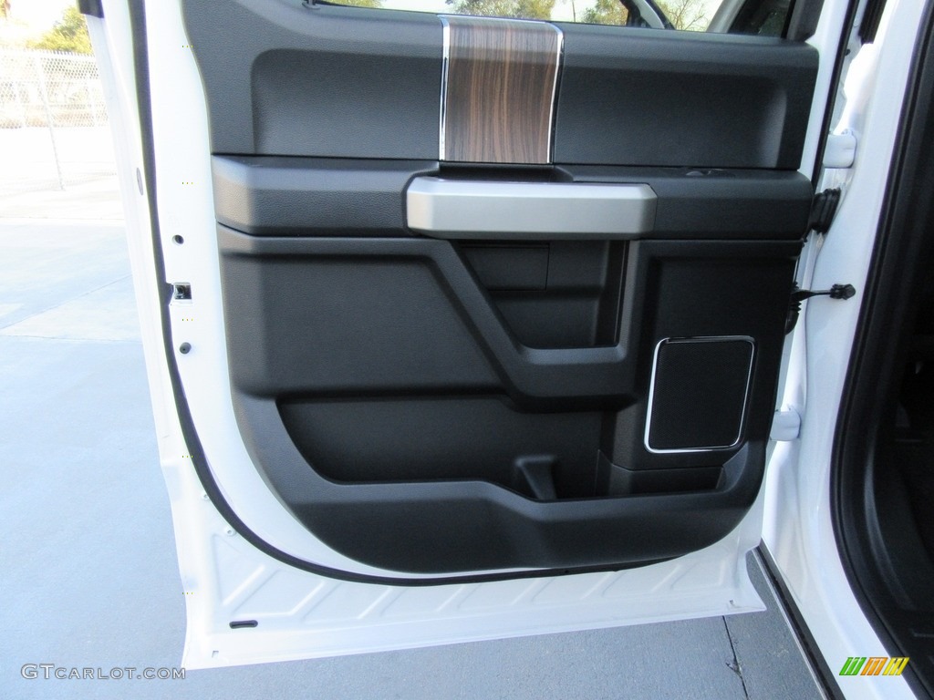 2017 F150 Lariat SuperCrew 4X4 - White Gold / Black photo #16