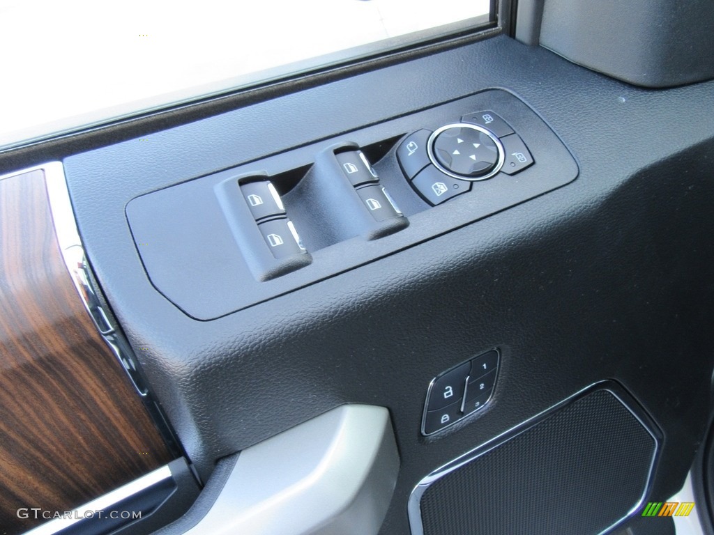 2017 F150 Lariat SuperCrew 4X4 - White Gold / Black photo #19