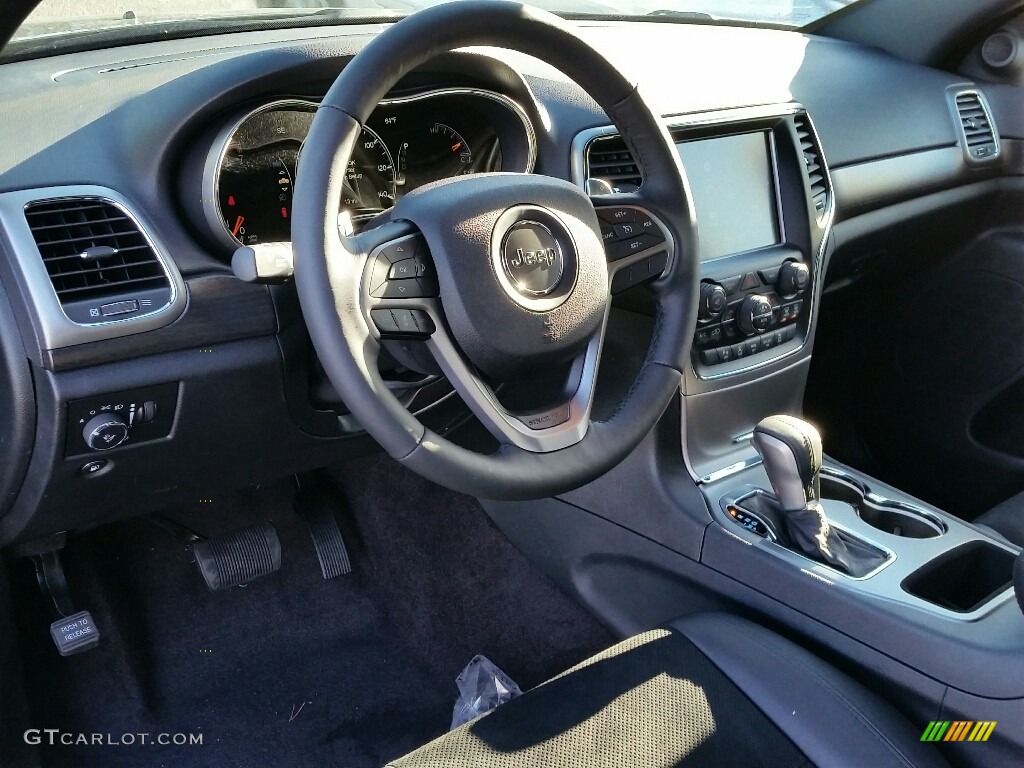 2017 Jeep Grand Cherokee Laredo 4x4 Black Dashboard Photo #117658356