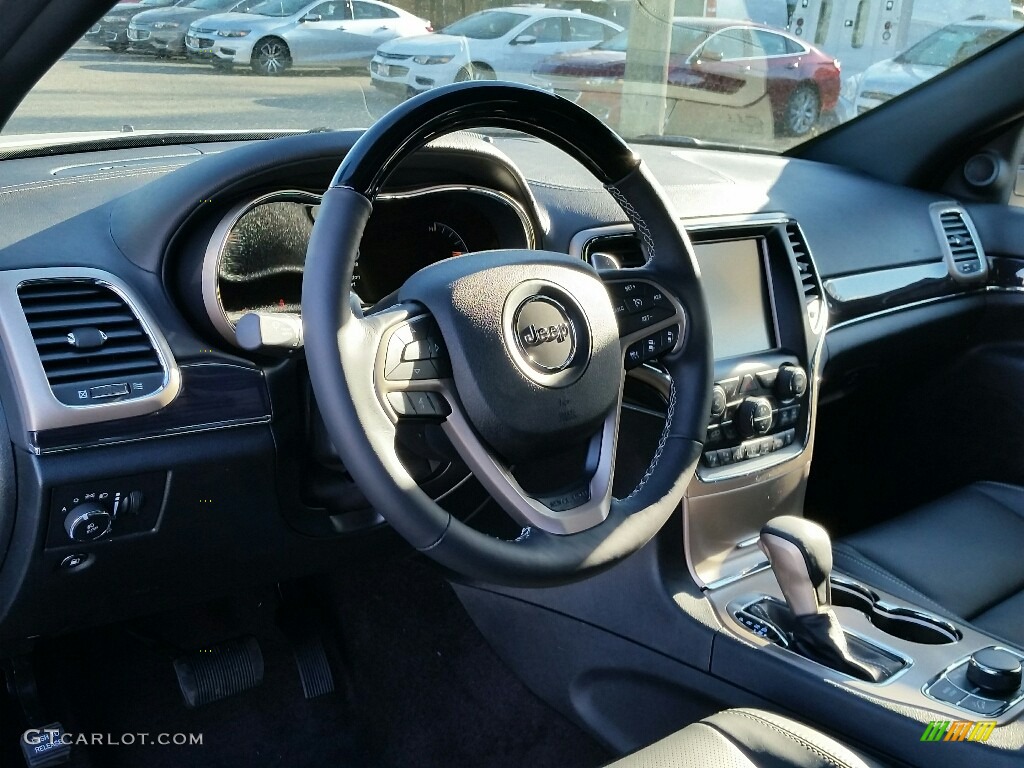 2017 Grand Cherokee Overland 4x4 - Bright White / Black photo #7