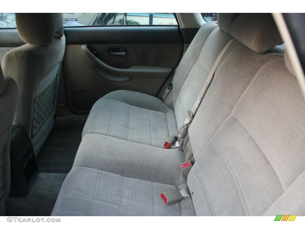 2004 Outback Wagon - Seamist Green Pearl / Beige photo #32