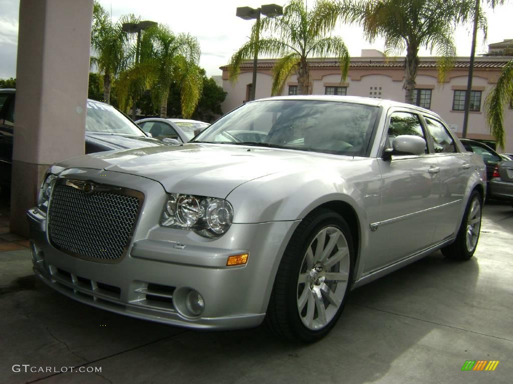 2006 300 C SRT8 - Bright Silver Metallic / Dark Slate Gray/Light Graystone photo #1