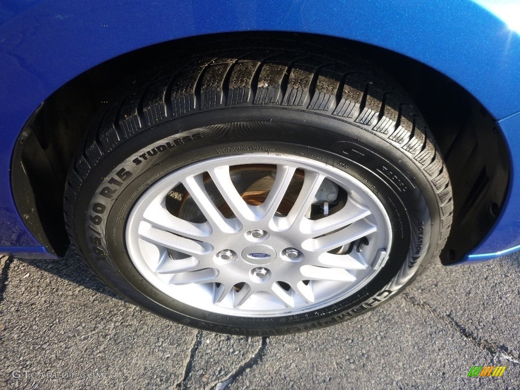 2010 Focus SE Sedan - Blue Flame Metallic / Medium Stone photo #11