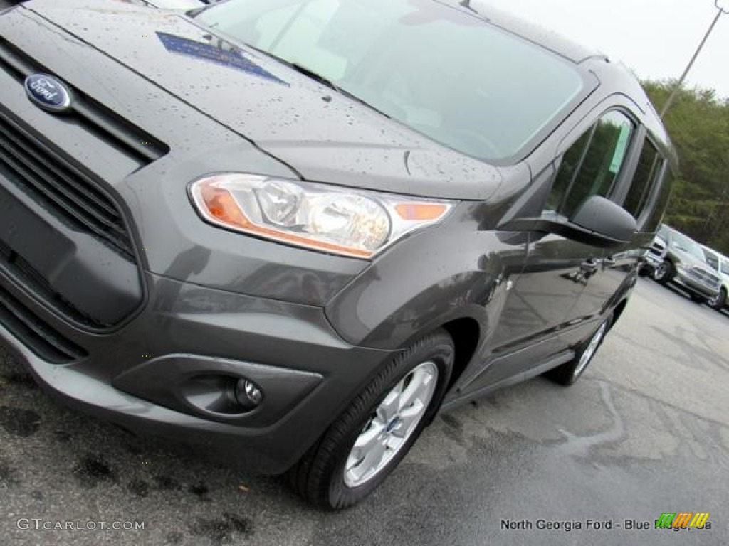 2017 Transit Connect XLT Wagon - Magnetic / Medium Stone photo #32