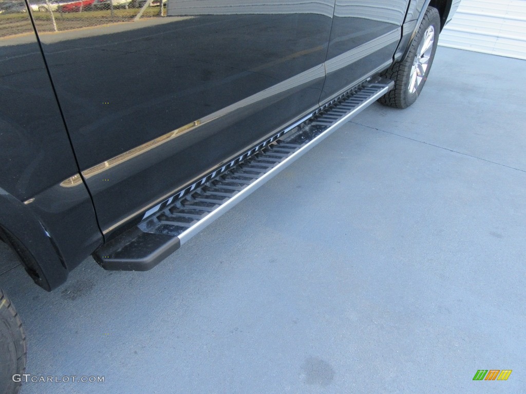 2017 F150 Lariat SuperCrew 4X4 - Shadow Black / Black photo #12