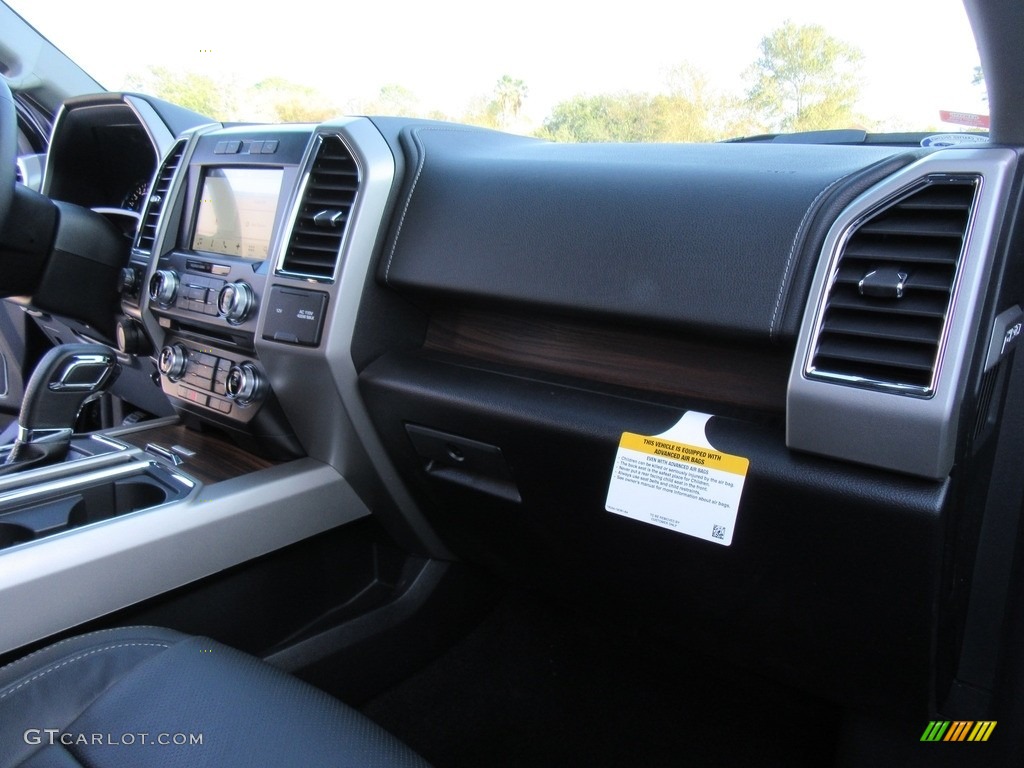 2017 F150 Lariat SuperCrew 4X4 - Shadow Black / Black photo #16