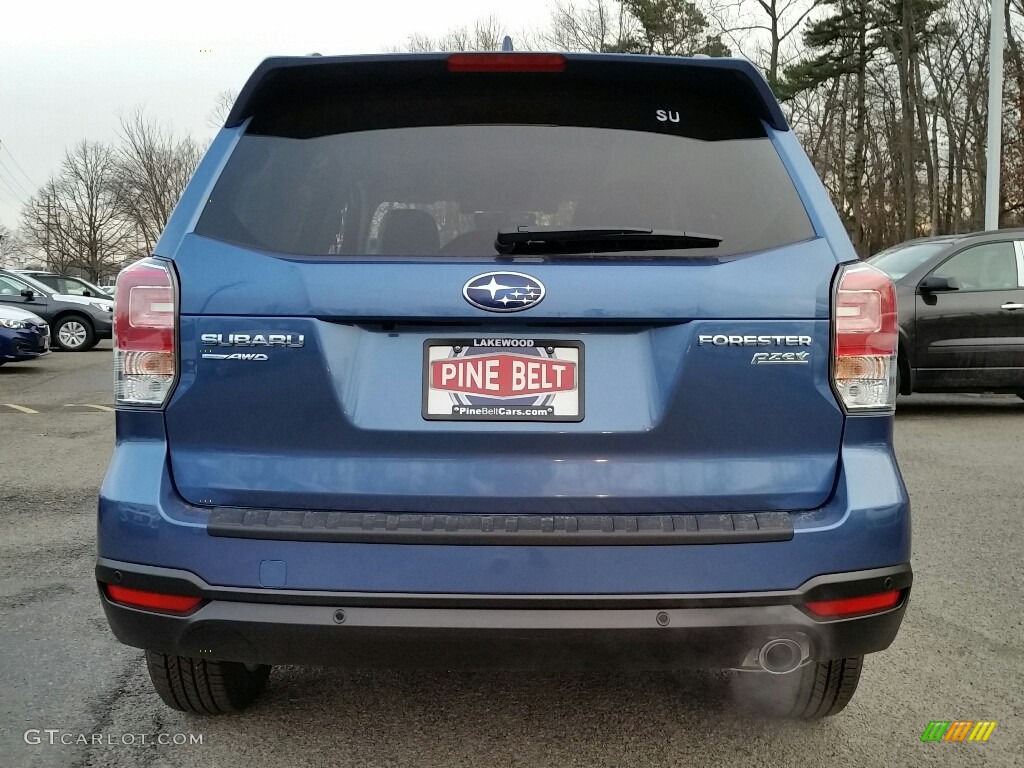 2017 Forester 2.5i Touring - Quartz Blue Pearl / Black photo #5