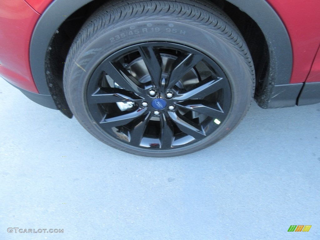 2017 Ford Escape SE Wheel Photos