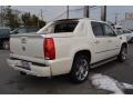White Diamond Tricoat - Escalade EXT Luxury AWD Photo No. 4