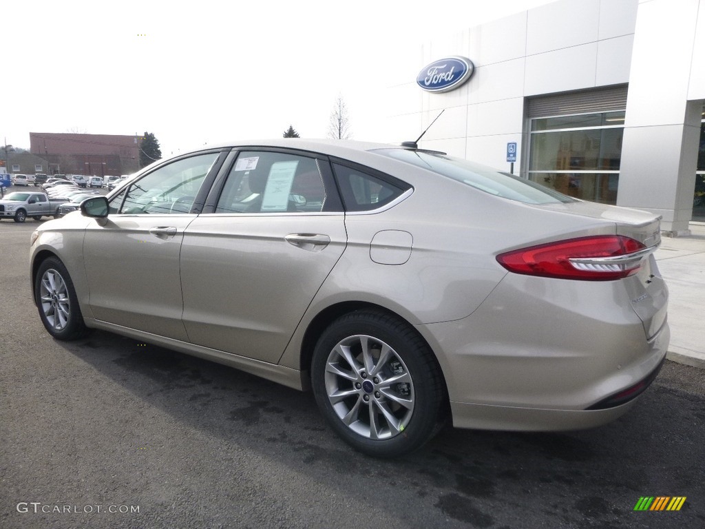 2017 Fusion SE - White Gold / Medium Light Stone photo #7