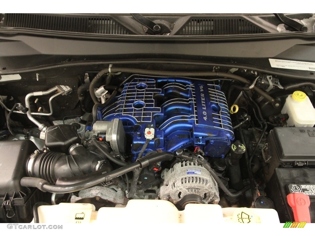 2011 Nitro Heat 4.0 4x4 - Bright White / Dark Slate Gray photo #15