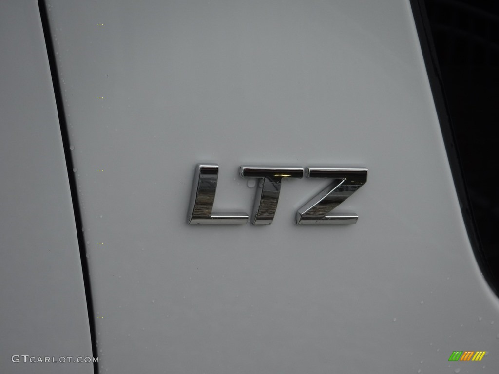2011 Tahoe LTZ 4x4 - Summit White / Light Cashmere/Dark Cashmere photo #9
