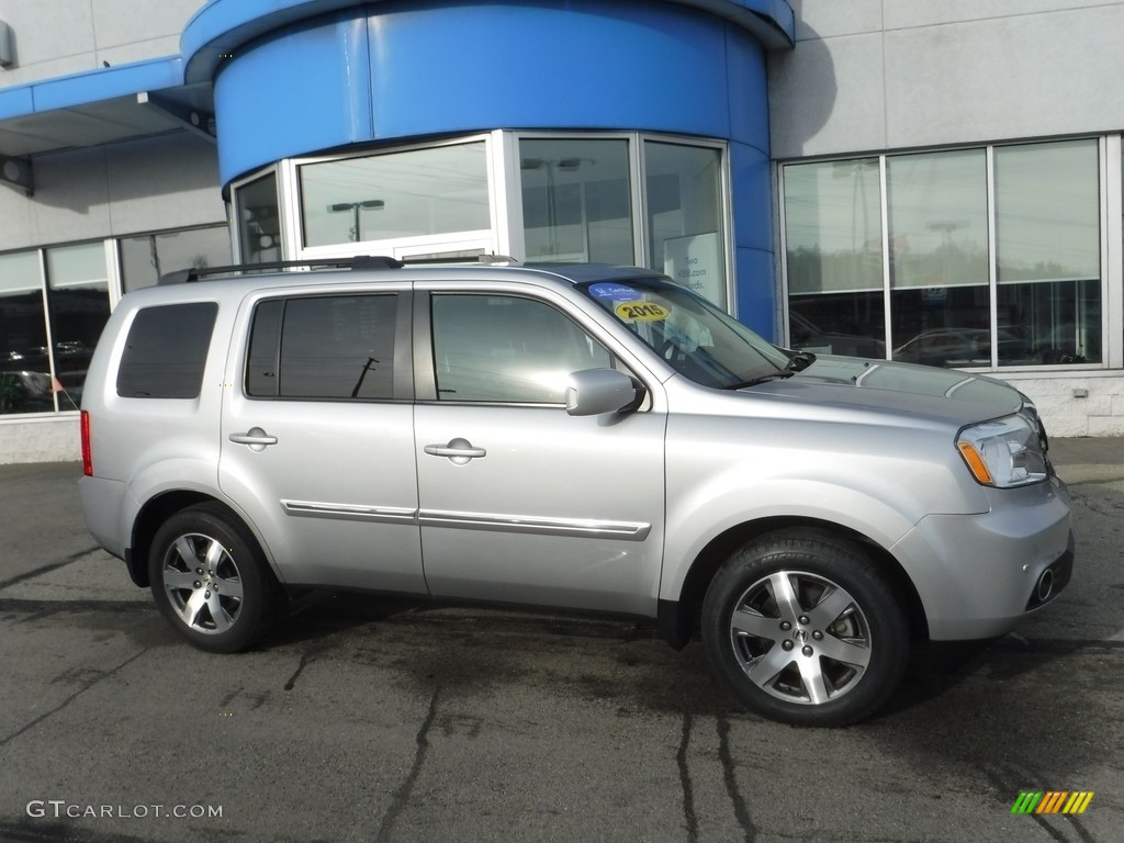 2015 Pilot Touring 4WD - Alabaster Silver Metallic / Black photo #2