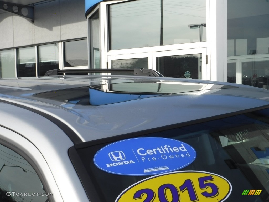 2015 Pilot Touring 4WD - Alabaster Silver Metallic / Black photo #3