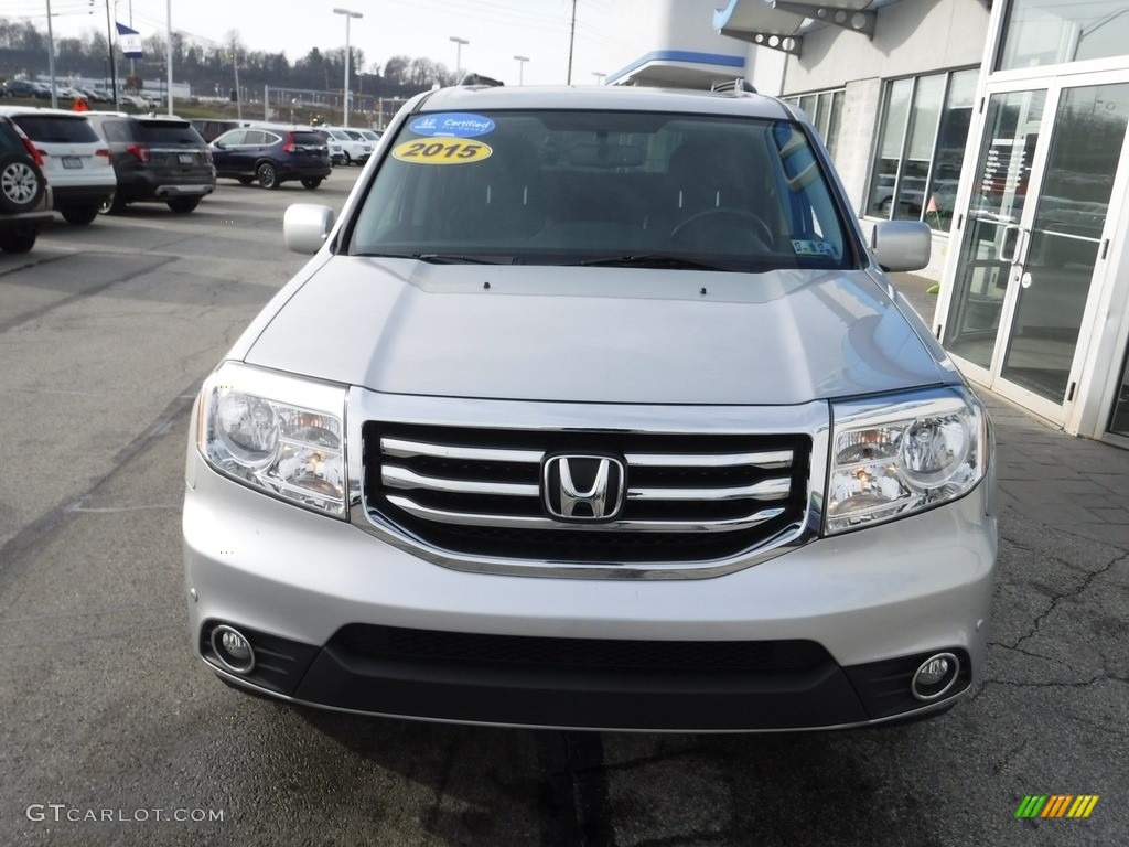 2015 Pilot Touring 4WD - Alabaster Silver Metallic / Black photo #4