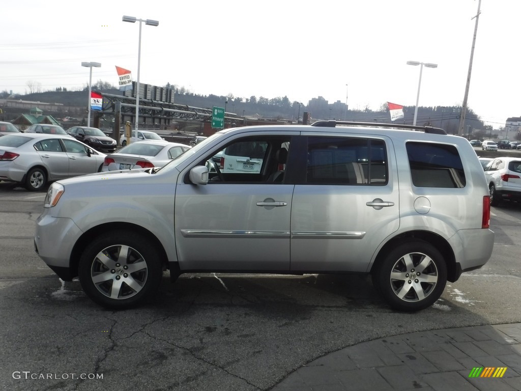 2015 Pilot Touring 4WD - Alabaster Silver Metallic / Black photo #6