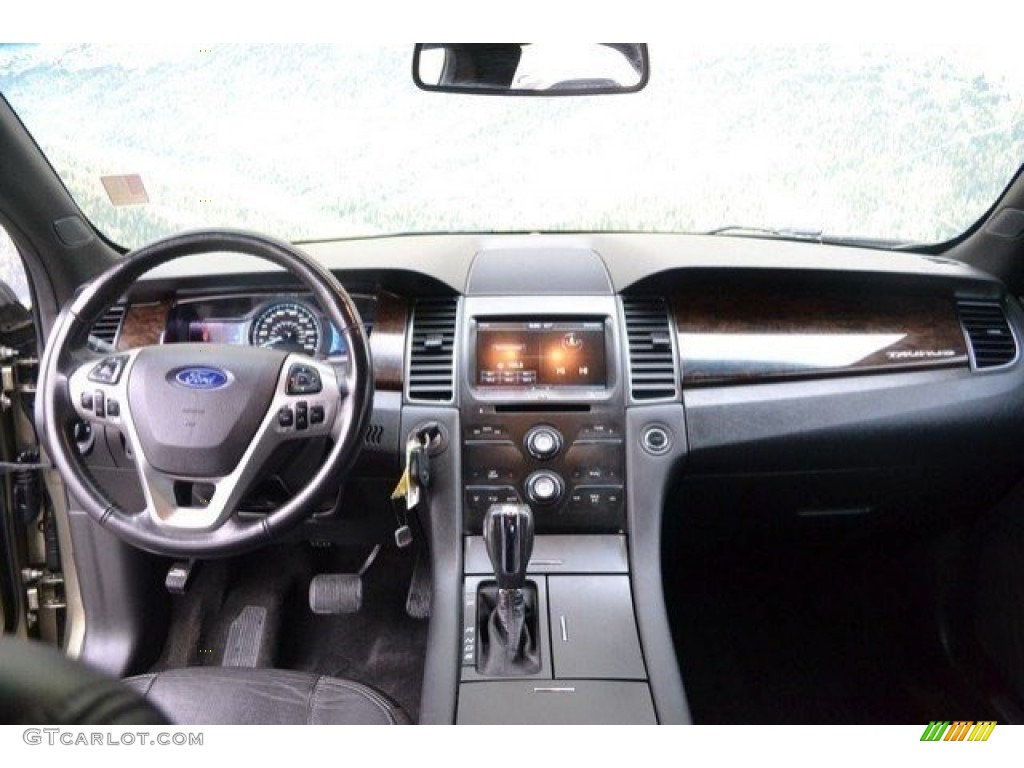 2013 Taurus Limited - Green Gem Metallic / Charcoal Black photo #12