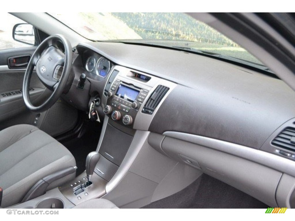 2010 Sonata GLS - Ebony Black / Gray photo #16