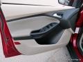 Ruby Red - Focus SE Hatchback Photo No. 29