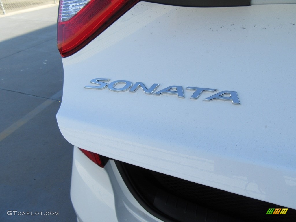 2017 Sonata Sport - Quartz White Pearl / Black photo #13