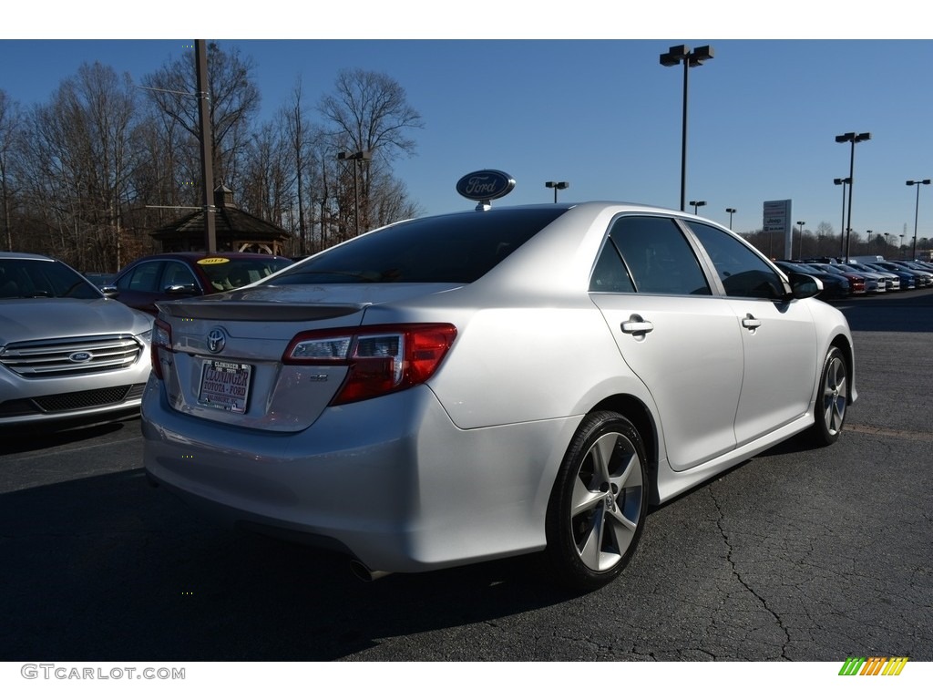 2014 Camry SE V6 - Classic Silver Metallic / Black/Ash photo #3