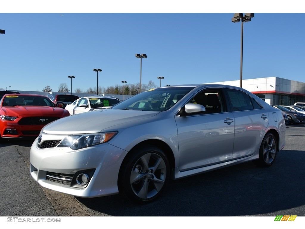 2014 Camry SE V6 - Classic Silver Metallic / Black/Ash photo #7