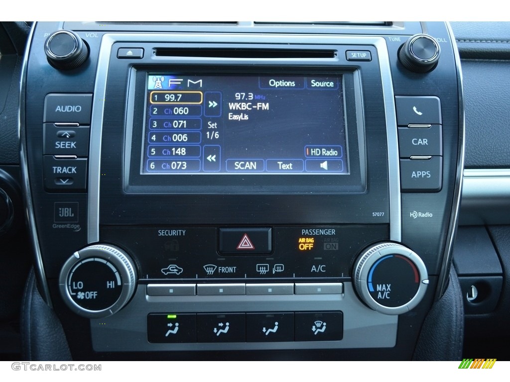 2014 Camry SE V6 - Classic Silver Metallic / Black/Ash photo #17
