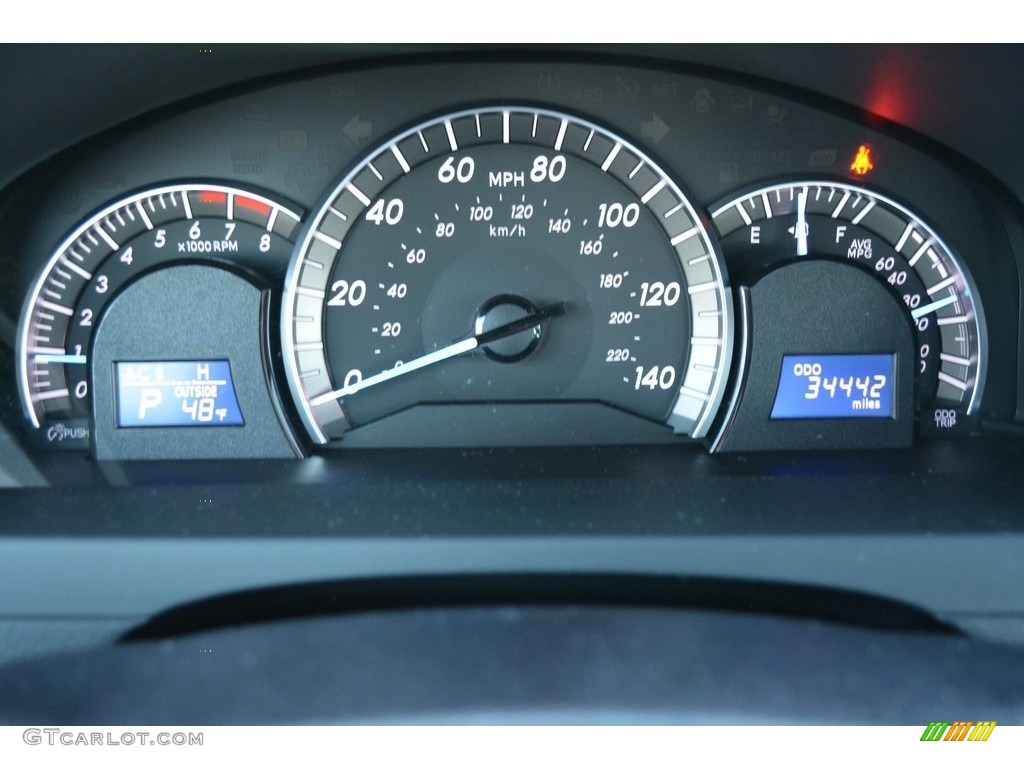 2014 Camry SE V6 - Classic Silver Metallic / Black/Ash photo #26