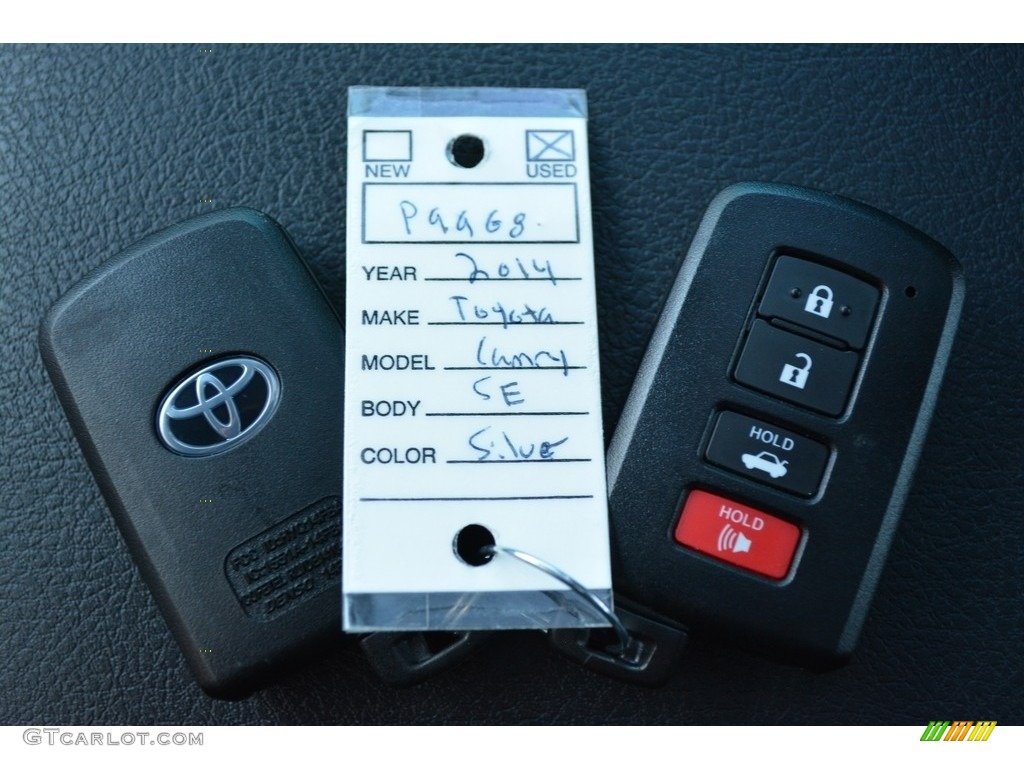 2014 Camry SE V6 - Classic Silver Metallic / Black/Ash photo #30