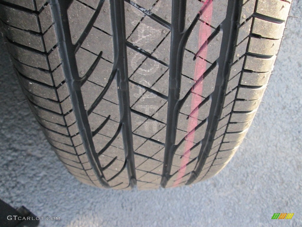 2011 Routan SE - Twilight Gray Metallic / Sierra Stone photo #25